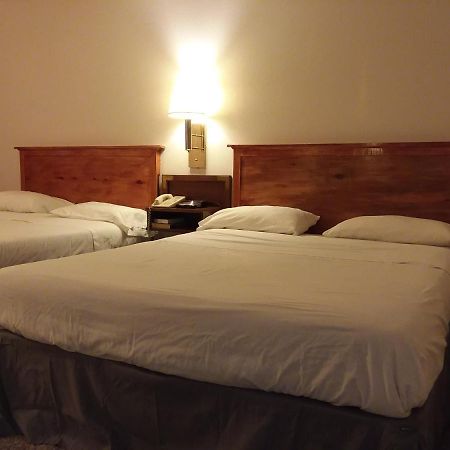 Americas Best Value Inn לאראמי מראה חיצוני תמונה